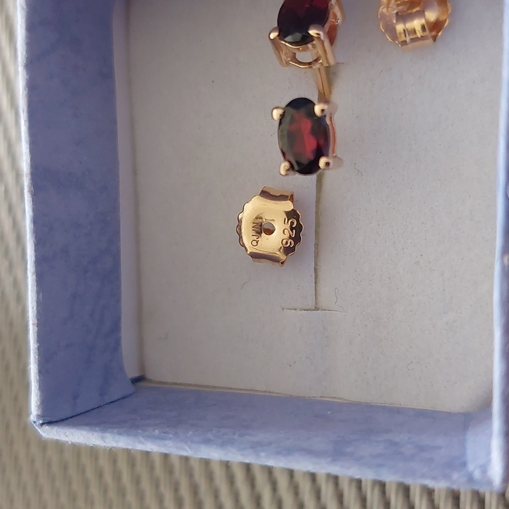 18K Yellow Gold Plated Sterling Silver Genuine Garnet Earrings 1.02 Carat - Picture 6 of 8